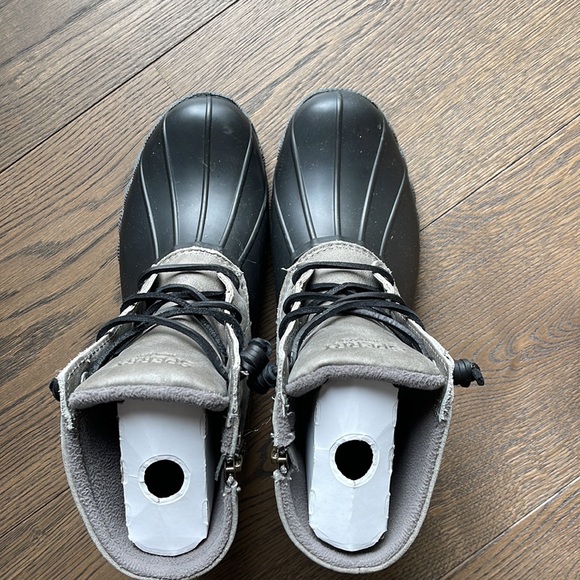 SPERRY DUCK BOOTS - Picture 7 of 7